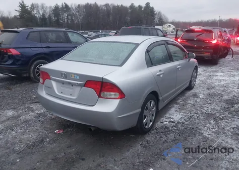2009 Honda Civic Lx z USA, uszkodzony, nr VIN 2HGFA16599H519221